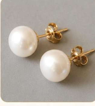 Pearl Studs
